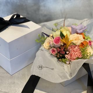 Boites a fleurs colorees petit